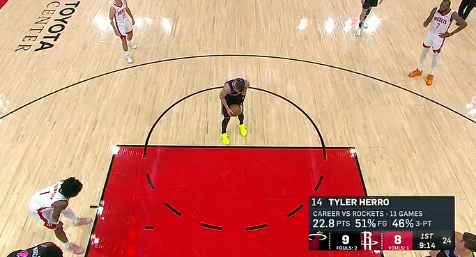 希罗对阵火箭数据亮眼 恩怨对决影响比赛走向