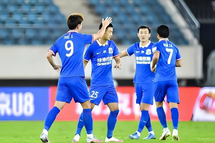 申花1-2不敌中甲南通支云 斯卢茨基战术调整引热