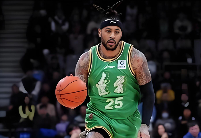 莫兰德21+13+4助率辽宁逆转深圳，广东球迷质疑杜