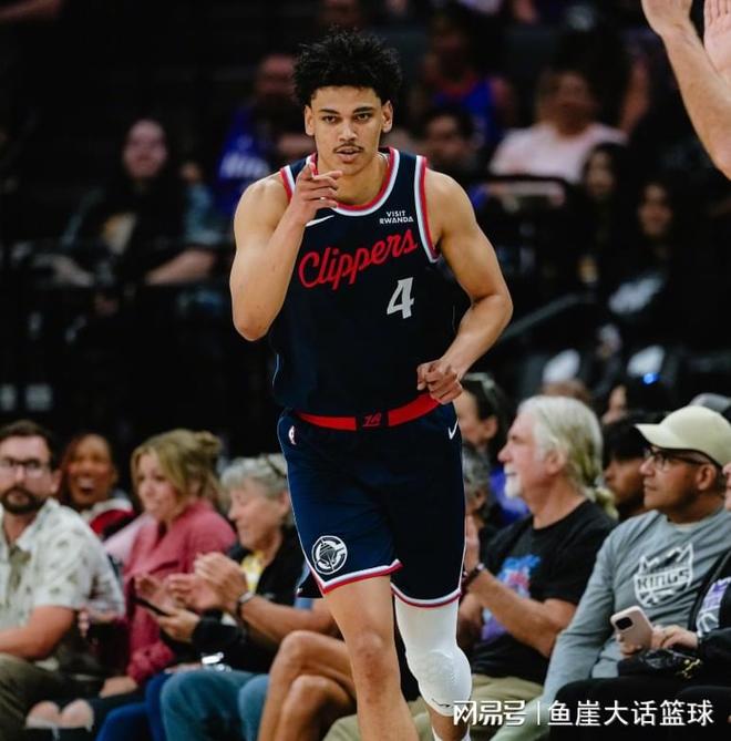 快船29分大胜国王，德罗赞生涯总得分突破里程碑