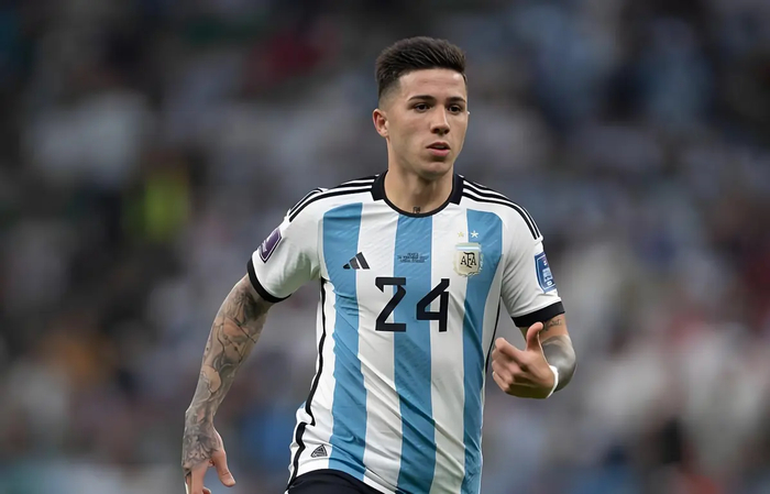 恩佐·费尔南德斯言论引禁赛 皇马1.2亿争夺战引