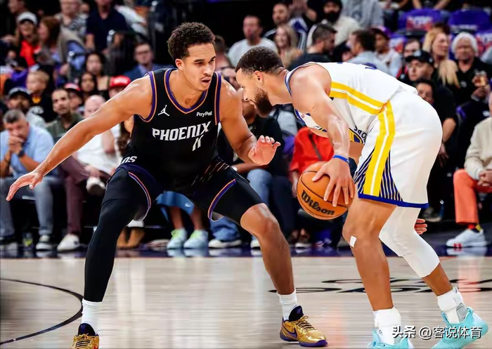 勇士惨败太阳 杰伦·格林独揽36分助球队晋级季后