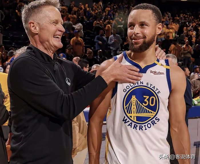 勇士惨败太阳 杰伦·格林独揽36分助球队晋级季后